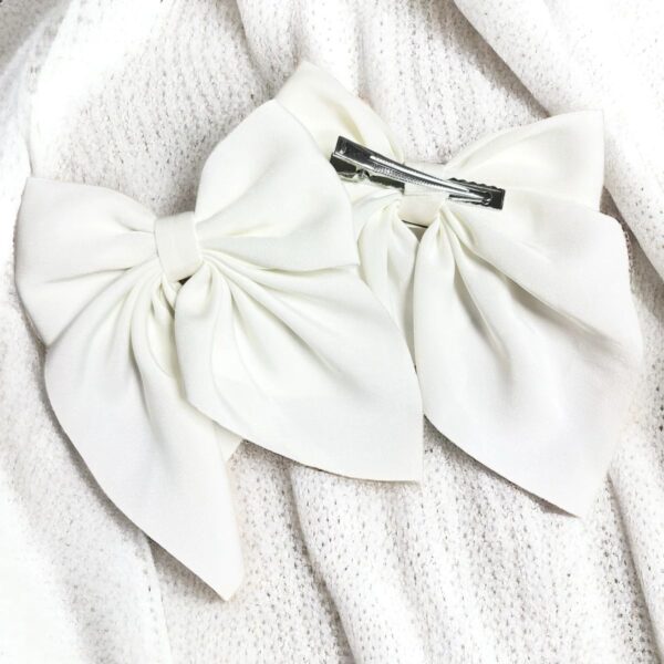 Waterfall Bow - Image 3
